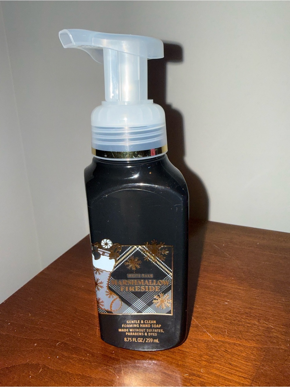 White Barn Marshmallow Fireside Foaming Hand Soap - Black